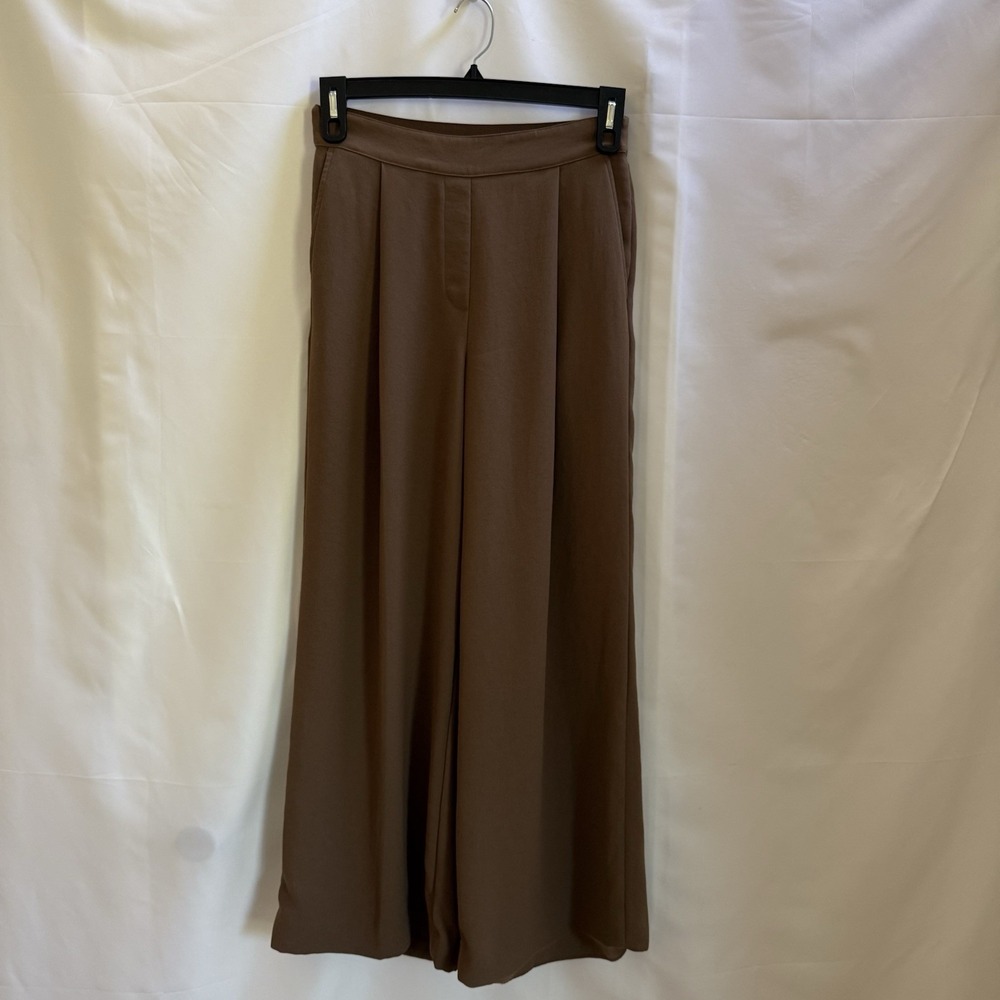 spanx carefree Crepe pleated wide leg pull on trouser pants women's size medium